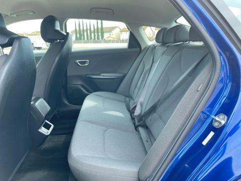 Used 2025 Kia K4 LXS image 25