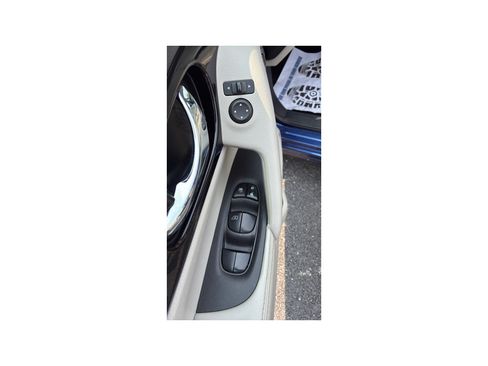 Used 2022 Nissan Rogue Sport SV w/ Technology Package AWD/4WD image 12