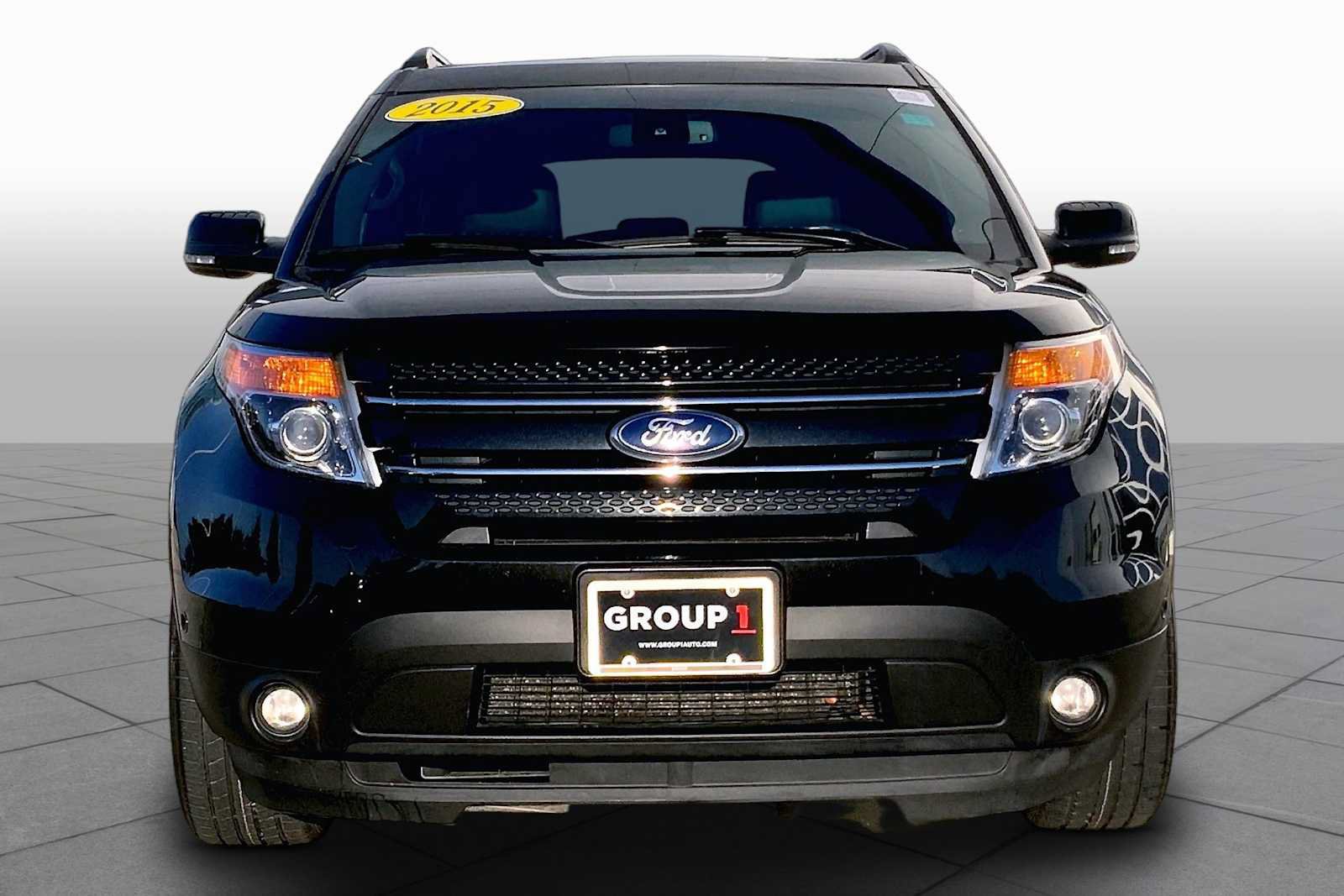 Used 2015 Ford Explorer Limited w/ Equipment Group 302A AWD/4WD image 4