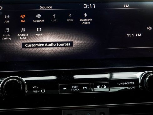 Used 2024 Nissan Armada SL image 23