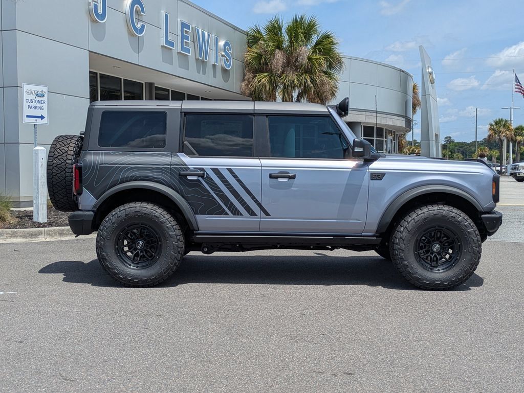 New 2025 Ford Bronco Badlands AWD/4WD image 3