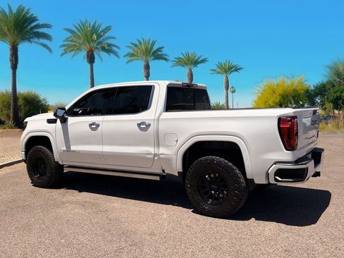 Used 2022 GMC Sierra 1500 Denali Ultimate AWD/4WD image 3