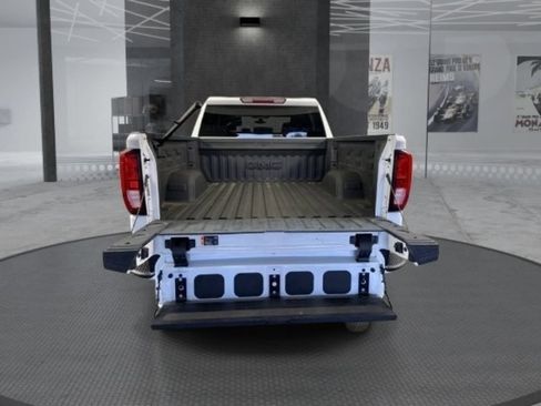 Used 2022 GMC Sierra 1500 Elevation w/ LPO, Elevation Black Package RWD image 6