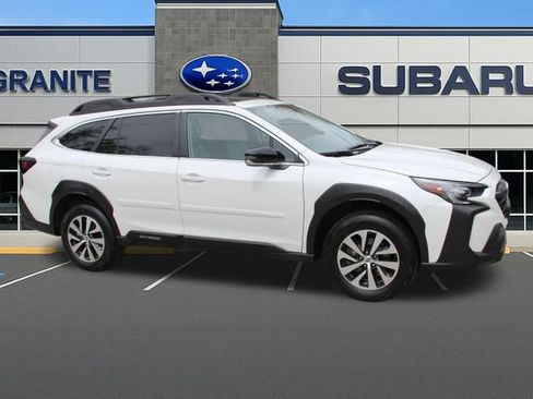 Certified 2025 Subaru Outback Premium AWD/4WD image 13