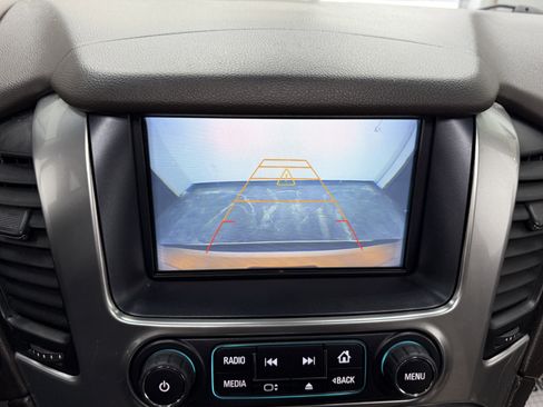 Used 2017 Chevrolet Suburban Premier image 21