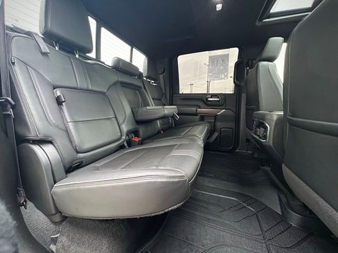 Used 2023 Chevrolet Silverado 3500 High Country image 29