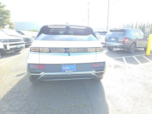 Certified 2024 Hyundai Ioniq 5 SEL image 6