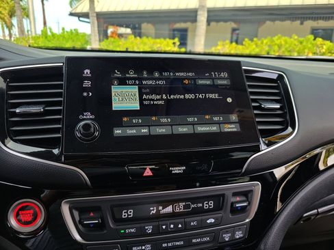 Used 2022 Honda Pilot Touring image 21