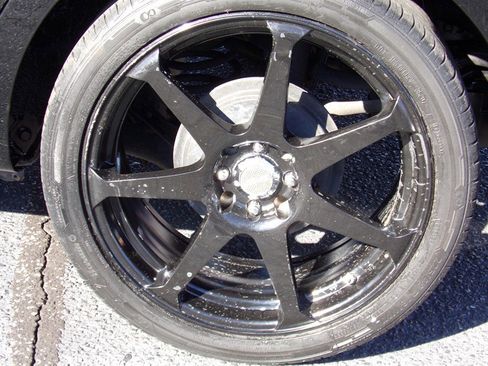 Used 2016 Nissan Versa S image 24