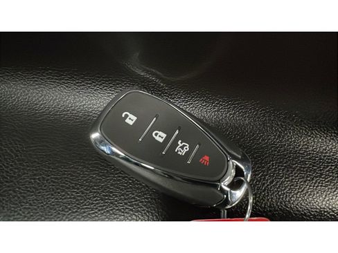 Used 2019 Chevrolet Cruze Premier image 18