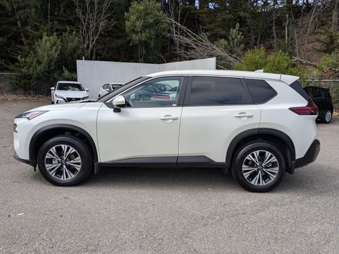 Used 2023 Nissan Rogue SV FWD image 8