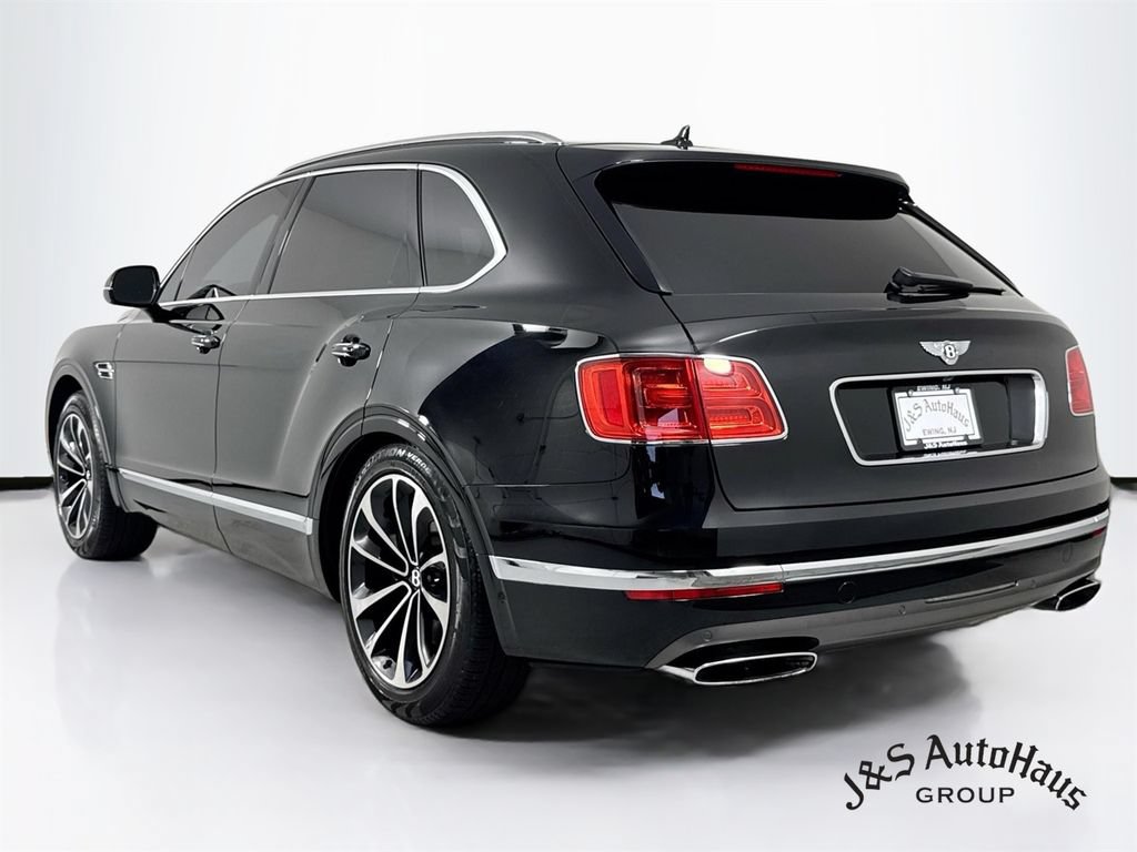 Used 2018 Bentley Bentayga AWD/4WD image 5
