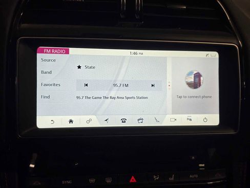 Used 2018 Jaguar F-PACE R-Sport image 31