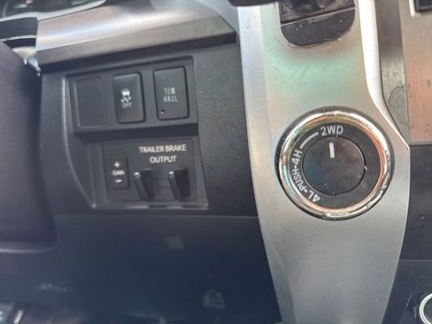 Used 2018 Toyota Tundra SR5 w/ SR5 Upgrade Package AWD/4WD image 72