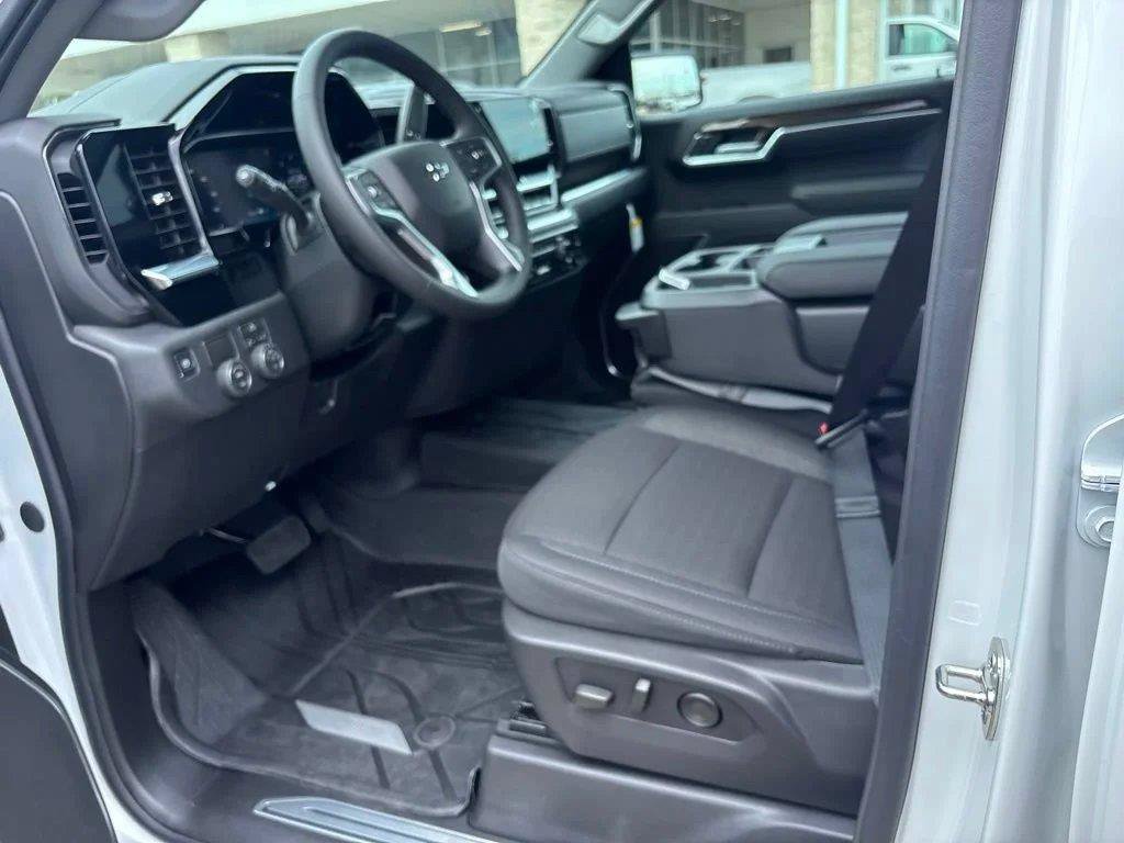 New 2026 Chevrolet Silverado 1500 RST w/ RST Select Package RWD image 18