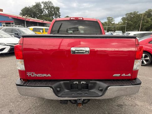 Used 2011 Toyota Tundra 4x4 CrewMax w/ SR5 Pkg image 6