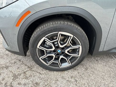New 2026 BMW X2 xDrive28i w/ Technology Package AWD/4WD image 9