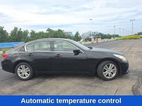 Used 2013 INFINITI G37 x Sedan w/ Premium Pkg AWD/4WD image 2