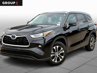 Used 2021 Toyota Highlander XLE