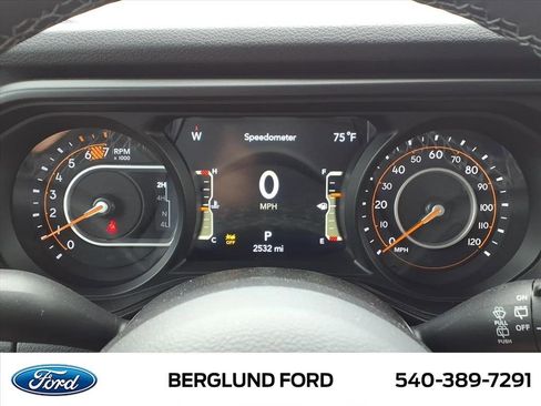 Used 2026 Jeep Wrangler Sport AWD/4WD image 21