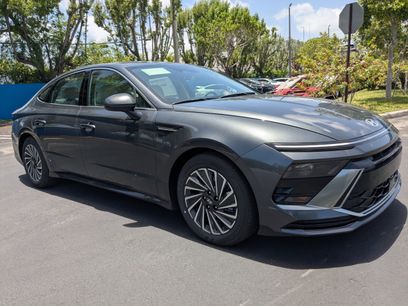 New 2025 Hyundai Sonata SEL