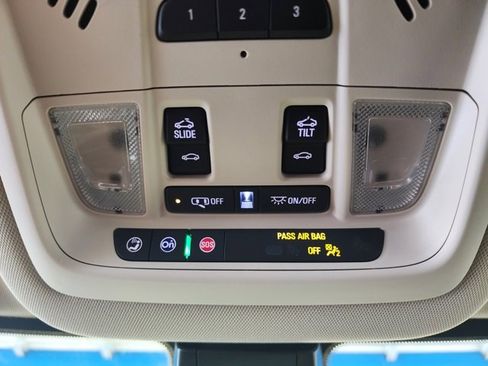 Certified 2023 GMC Acadia Denali w/ Denali Ultimate Package image 24