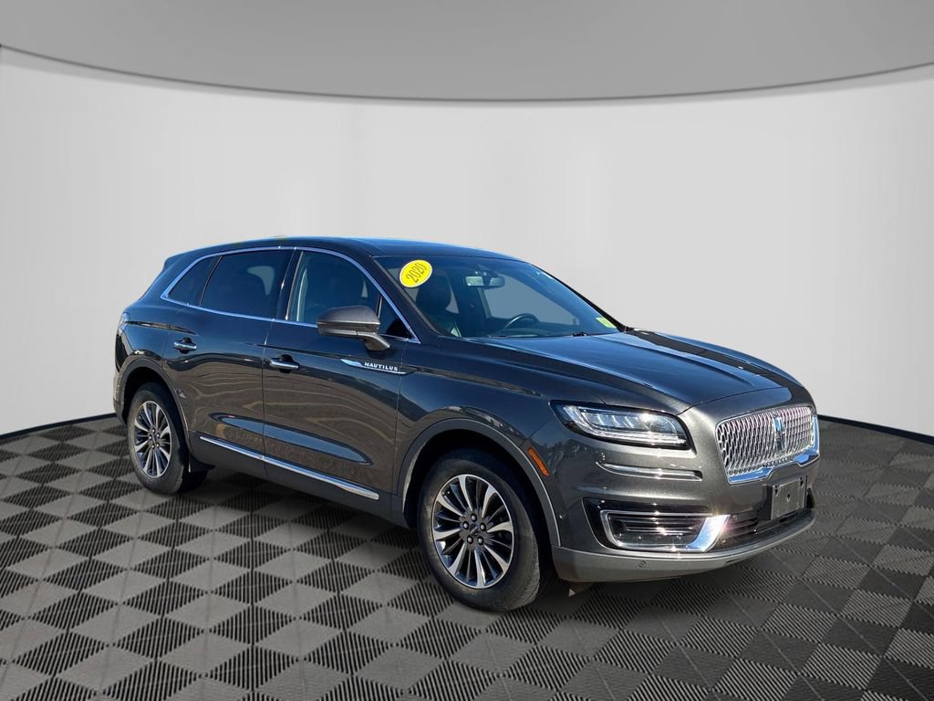 Used 2020 Lincoln Nautilus Reserve AWD/4WD image 3