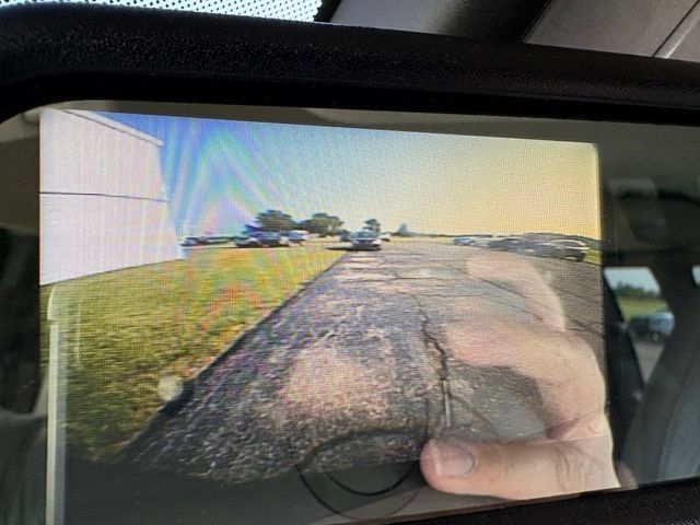 Used 2025 Chevrolet Express 3500 LT w/ LT Preferred Equipment Group RWD image 5