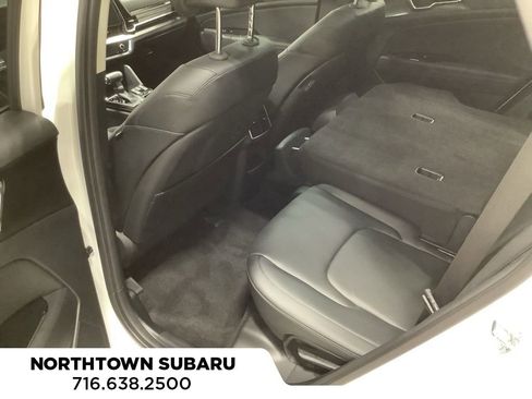 Used 2025 Kia Sportage EX w/ Premium Package image 19