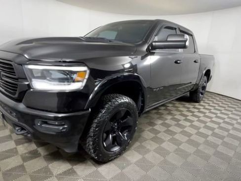 Used 2019 RAM 1500 Laramie AWD/4WD image 9