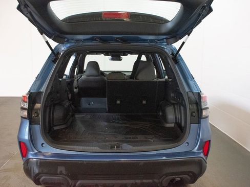 Used 2025 Subaru Forester AWD/4WD image 23