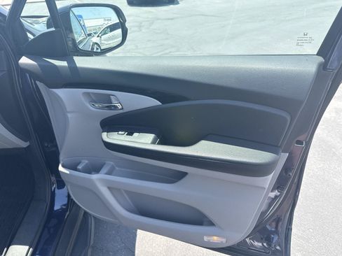 Certified 2022 Honda Pilot Elite image 38