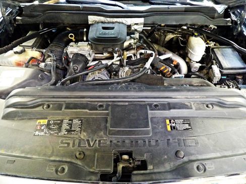 Used 2015 Chevrolet Silverado 2500 LTZ w/ Duramax Plus Package AWD/4WD image 5