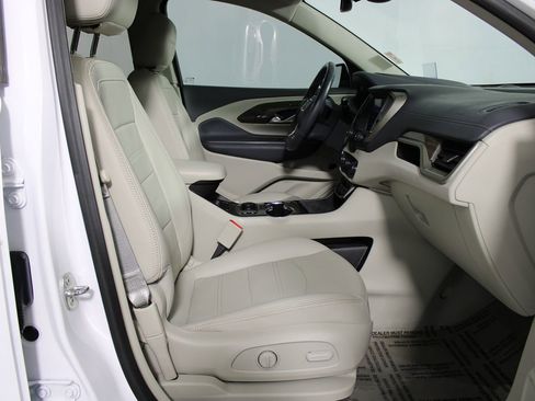 Used 2022 GMC Terrain Denali w/ Denali Premium Package image 24