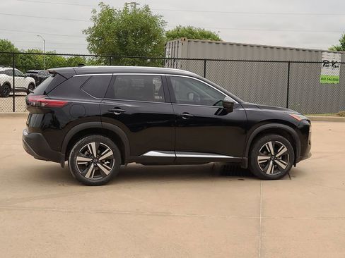 Certified 2023 Nissan Rogue SL w/ SL Premium Package FWD image 4