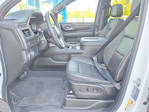 Used 2024 GMC Yukon XL SLT w/ SLT Luxury Package AWD/4WD image 23