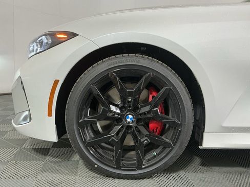 New 2026 BMW 330i Sedan w/ M Sport Package image 9