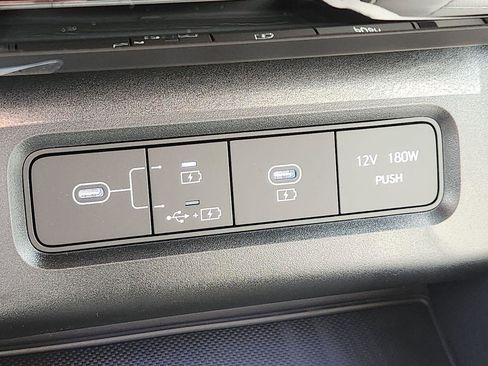 New 2026 Hyundai Tucson Limited image 17