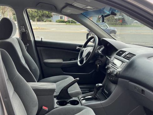 Used 2007 Honda Accord LX image 19