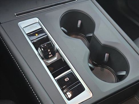 New 2026 Volkswagen Atlas SE image 14