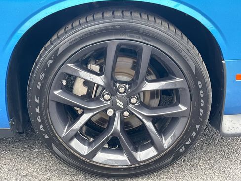 Used 2023 Dodge Challenger R/T w/ Blacktop Package RWD image 9