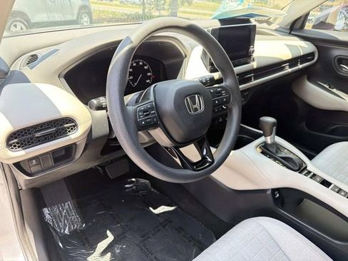 Certified 2023 Honda HR-V LX image 20