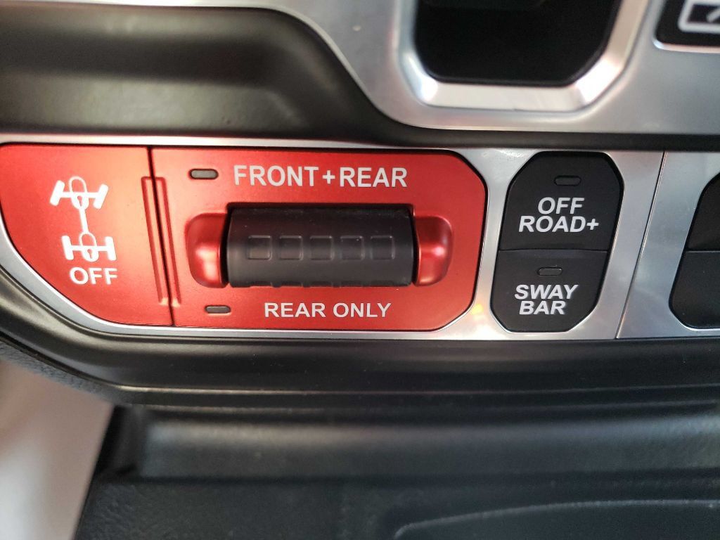 Used 2020 Jeep Gladiator Rubicon AWD/4WD image 18