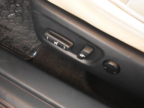 Used 2012 Lexus CT 200h Premium image 43