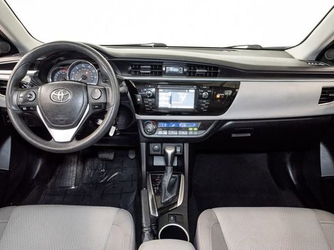 Used 2015 Toyota Corolla LE FWD image 22