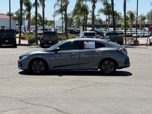 Used 2019 Honda Civic EX image 9