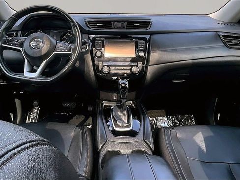 Used 2017 Nissan Rogue SL w/ SL Premium Package FWD image 7