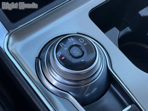 Used 2023 Ford Edge Titanium image 24