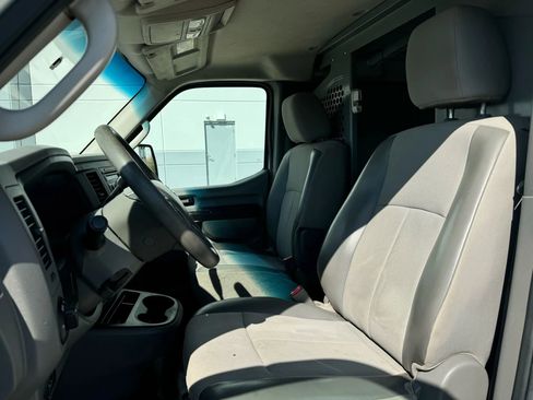 Used 2015 Nissan NV 2500 SL image 11