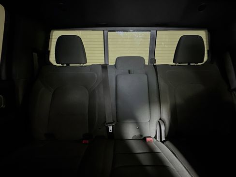 Used 2022 RAM 1500 Big Horn AWD/4WD image 29